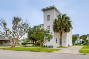 Coastal North Carolina Abode - Rooftop Water Views